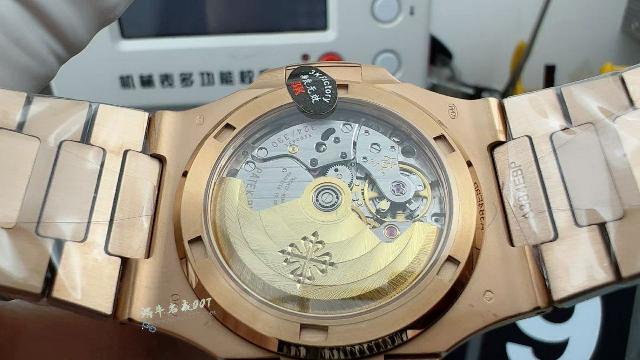 3K Patek Philippe 5711R  Nautilus  Rose gold  Gray surface 100% replica imitation  watches  / BD513
