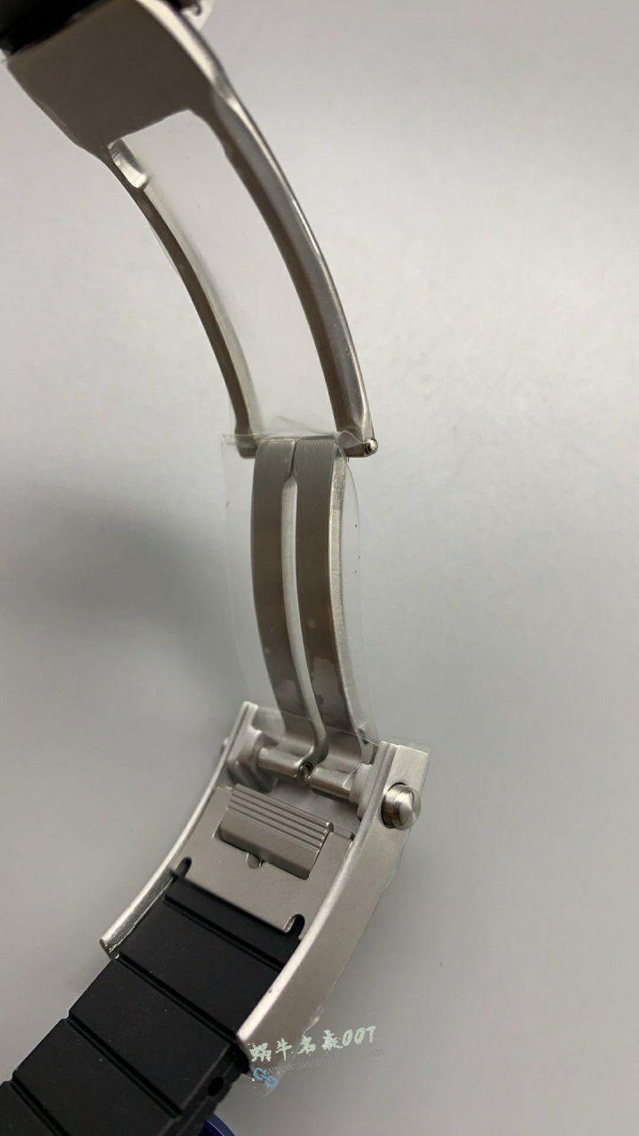 BLS Breitling Rainbow  super  ocean  replica  watchA17375211B2S3 watches  / BL213