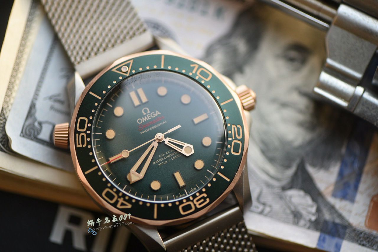  Video review VS Omega  No Time to Die   Seamaster 300 meters 210.90.42.20.10.001 watches  / VS828