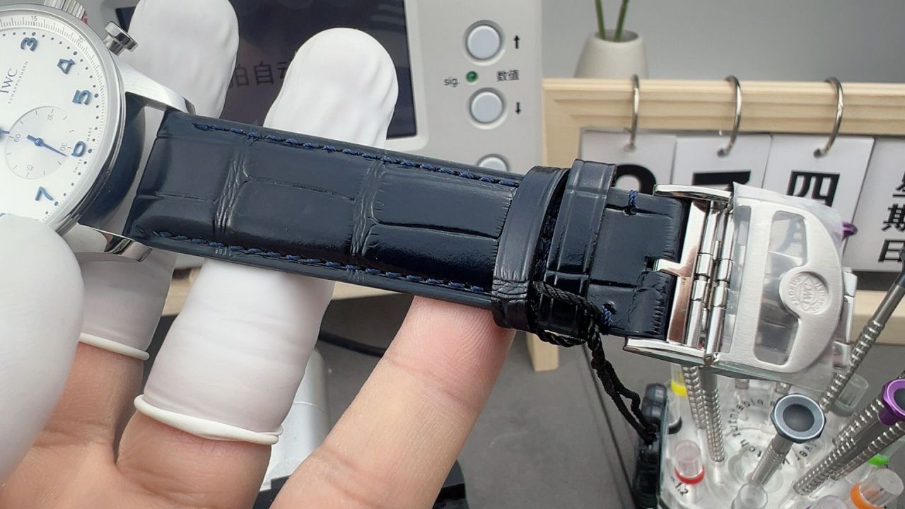 ZFIWC watches Portugal  Back view  Portuguese Timing IW371605 watches  / WG659