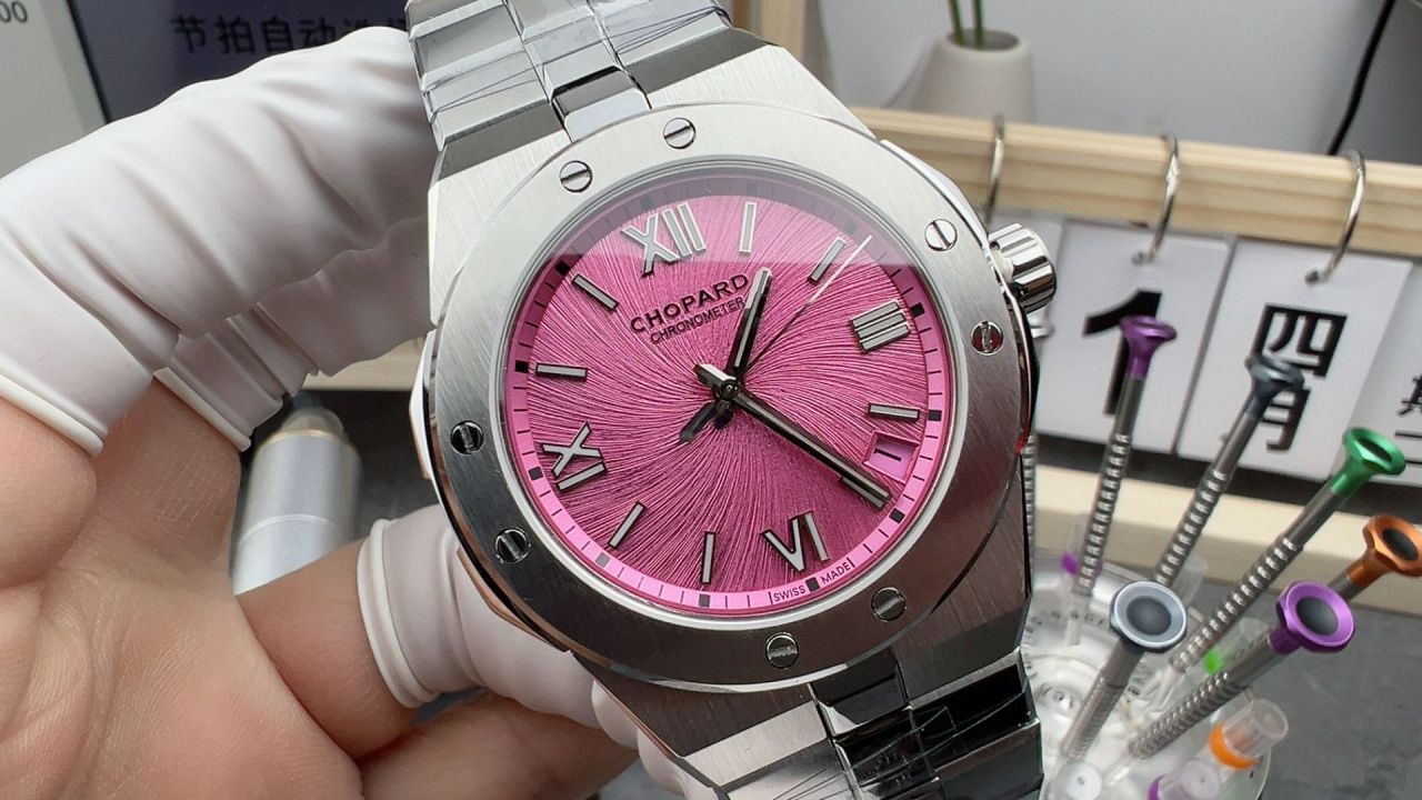 GH Chopard Snow Mountain Proud Wings  series  Pink Dial   Calendar 款 watches  / XB089