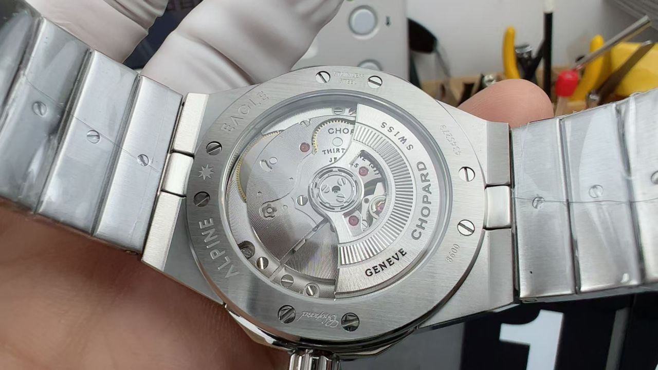 GH Chopard Snow Mountain Proud Wings  replica  watch298600-3001 watches  / XB090