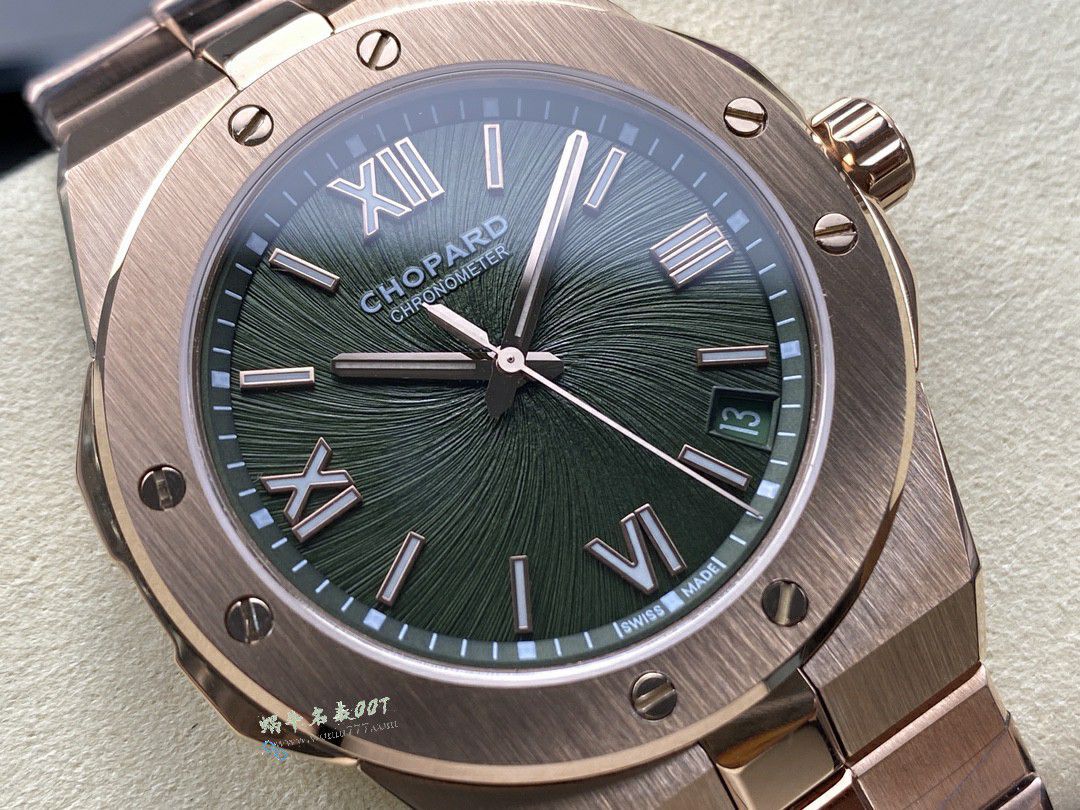 GH Chopard Snow Mountain Proud Wings  set  / XB092