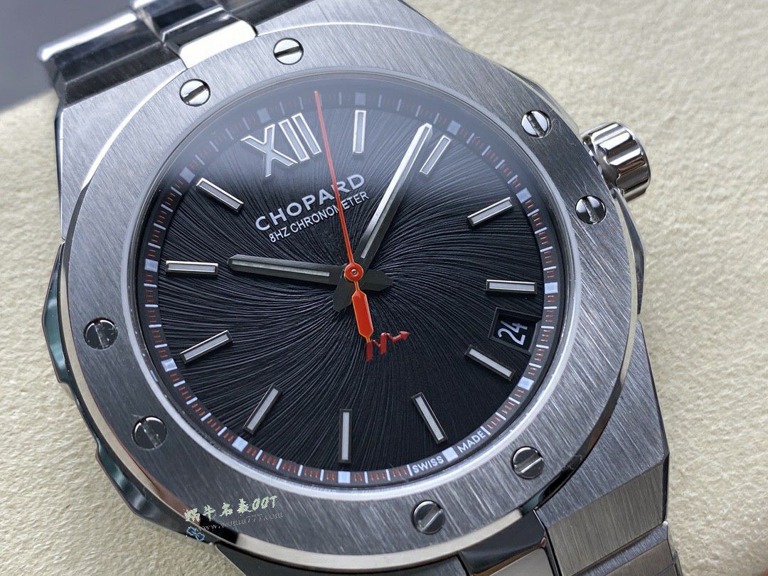 GH Chopard Snow Mountain Proud Wings  set  / XB092