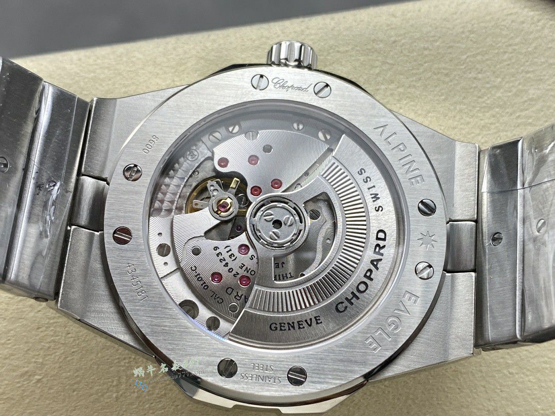 GH Chopard Snow Mountain Proud Wings  set  / XB092