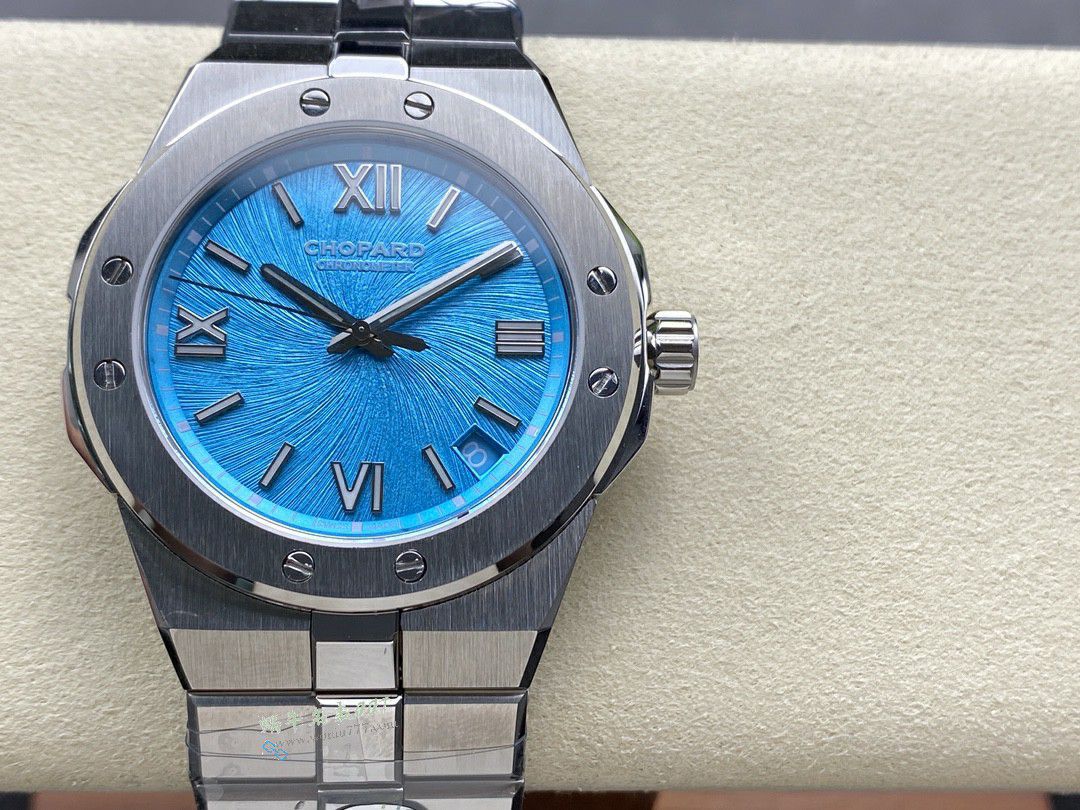 GH Chopard Snow Mountain Proud Wings  set  / XB092