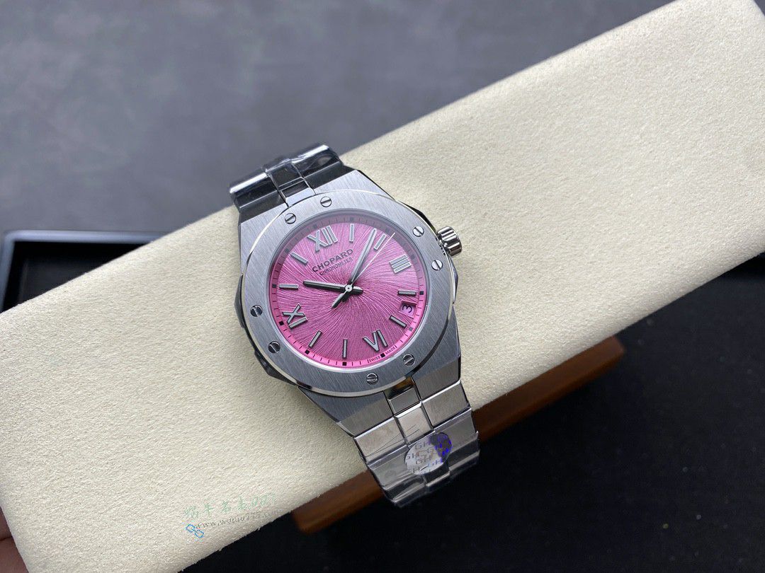 GH Chopard Snow Mountain Proud Wings  set  / XB092