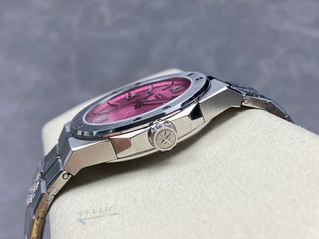 GH Chopard Snow Mountain Proud Wings  set  / XB092