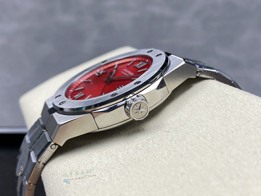 GH Chopard Snow Mountain Proud Wings  set  / XB092