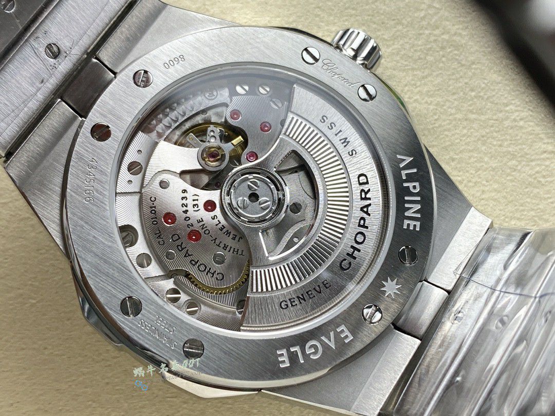 GH Chopard Snow Mountain Proud Wings  set  / XB092