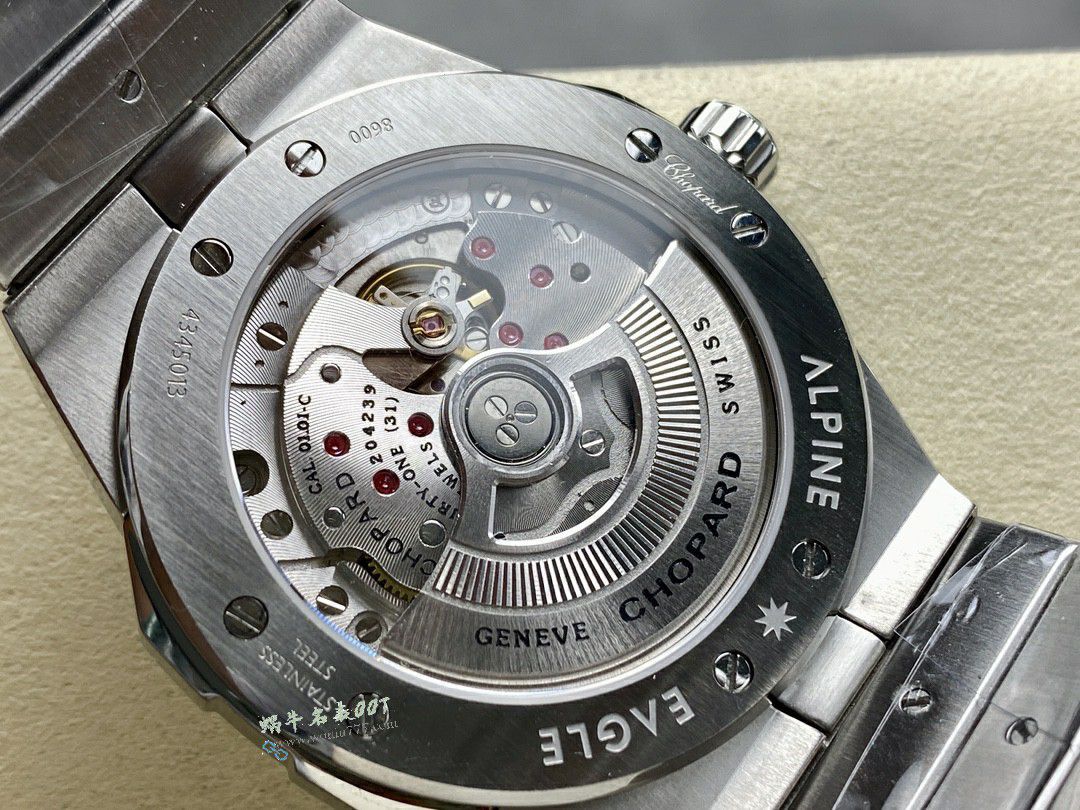 GH Chopard Snow Mountain Proud Wings  set  / XB092