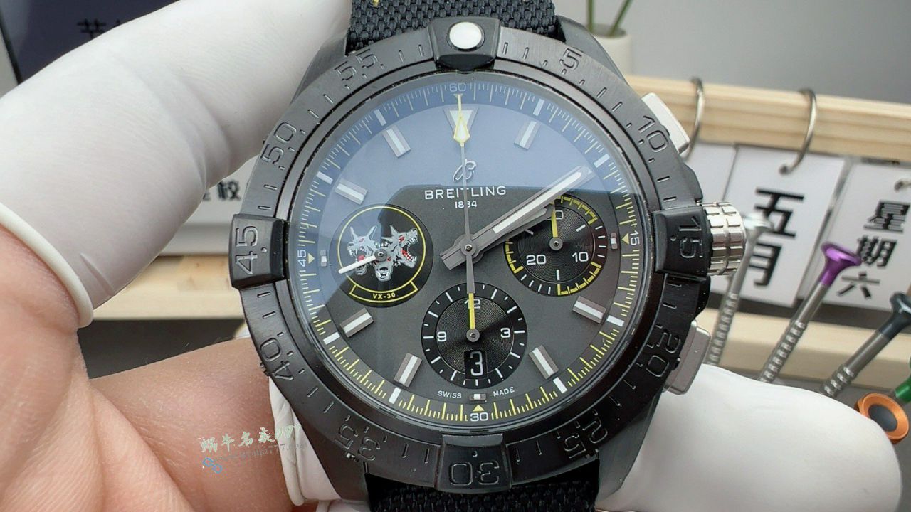 BLS Breitling  Avengers New models  Strong attack ！ / BL215