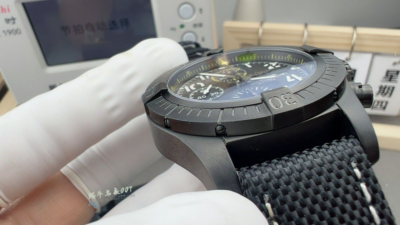 BLS Breitling Avengers series  Avengers  Chronograph  M Stand  Collaboration  Limited Edition  replica  watches  / BL218