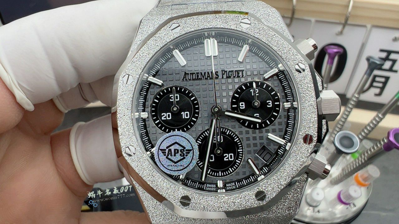 APS Audemars Piguet Royal Oak TOP replica  watch26239BC.GG.1224BC.02 watches  / AP318