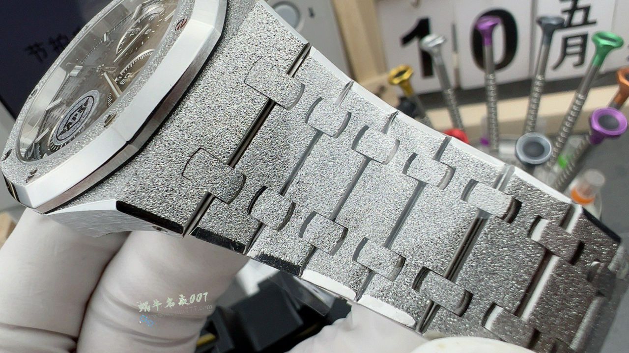 APS Audemars Piguet Royal Oak TOP replica  watch26239BC.GG.1224BC.02 watches  / AP318