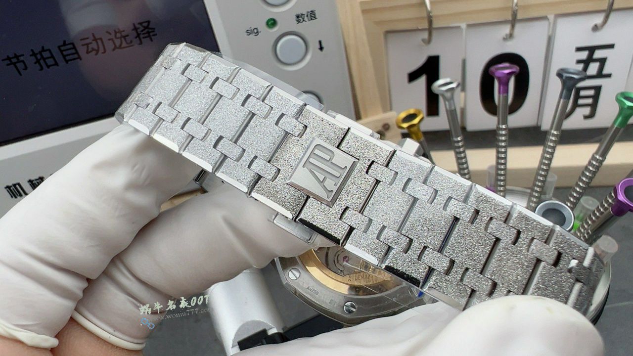 APS Audemars Piguet Royal Oak TOP replica  watch26239BC.GG.1224BC.02 watches  / AP318