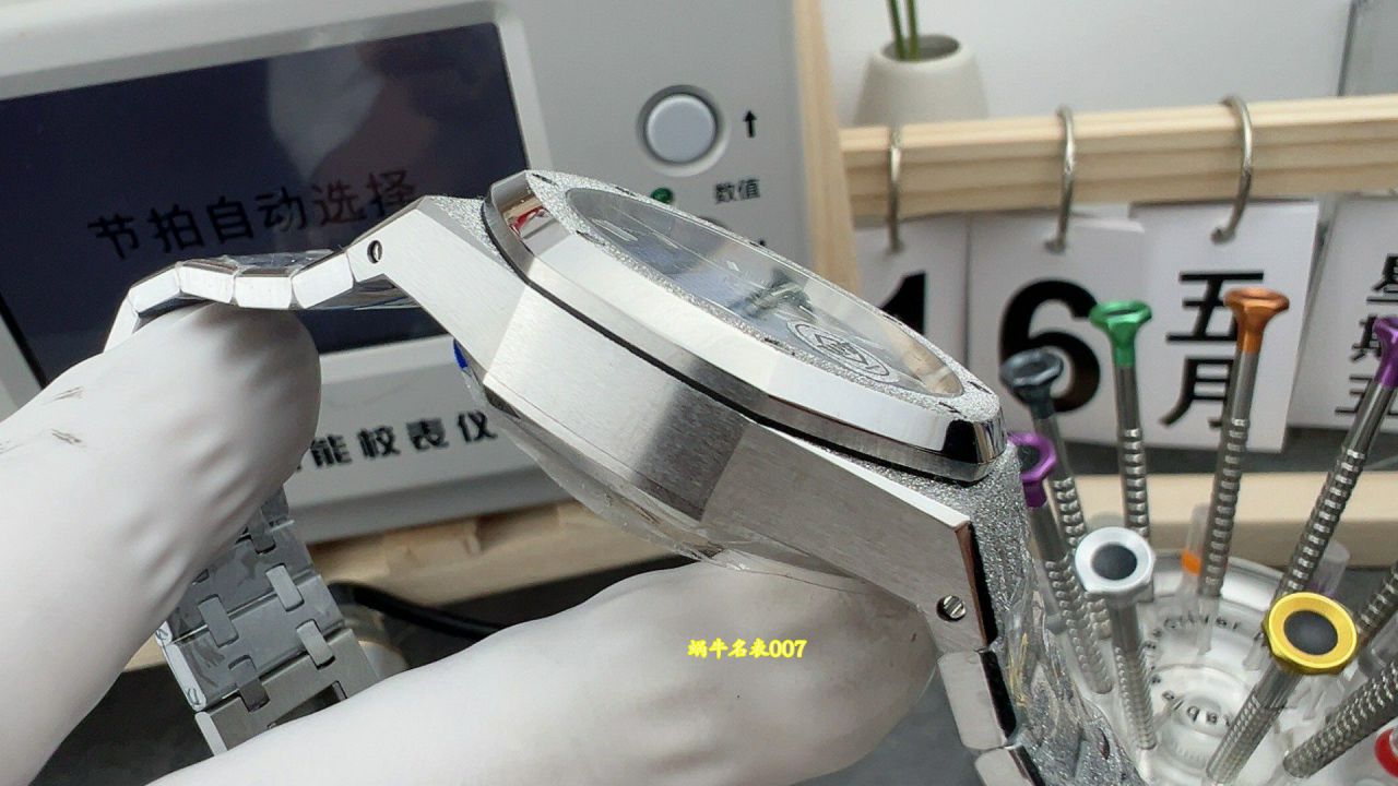 APS Audemars Piguet Royal Oak  series   replica  watch26240BC.GG.1324BC.02 watches  / AP321