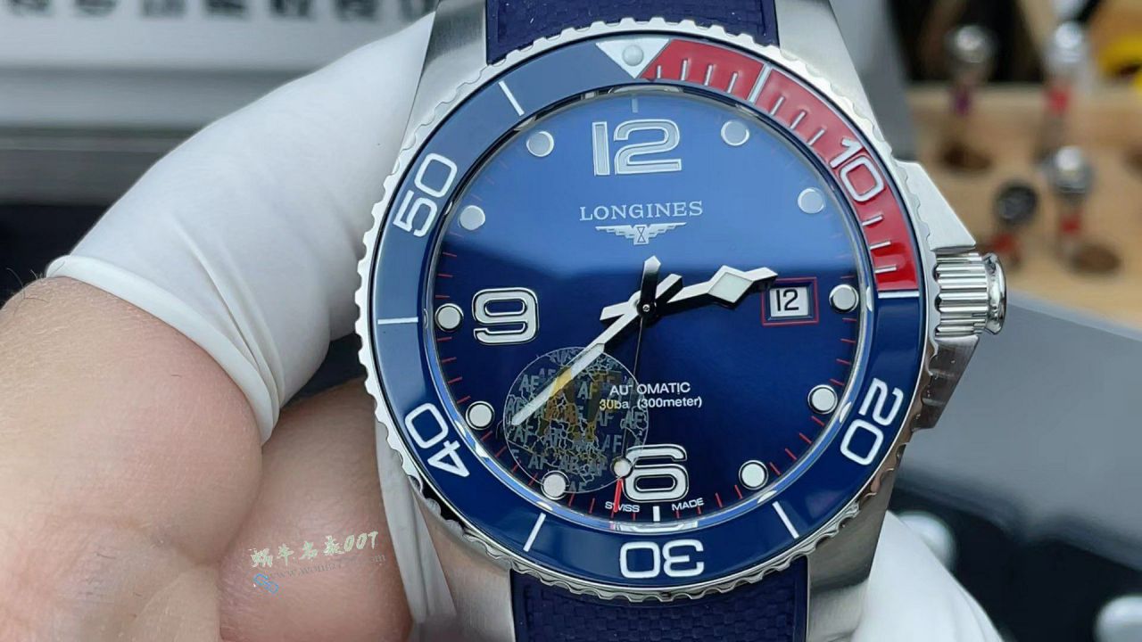 AF Longines Concas  Quarter Red  41 mm  / L186