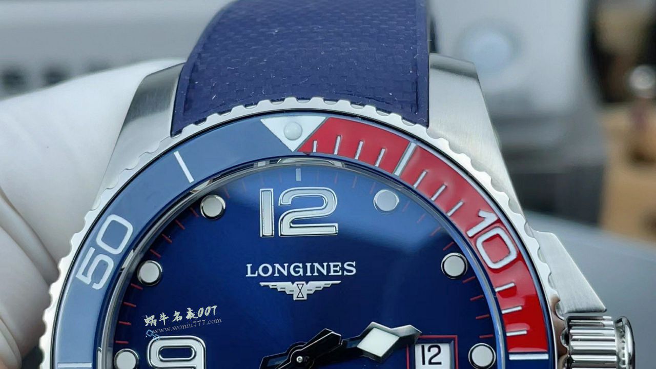 AF Longines Concas  Quarter Red  41 mm  / L186