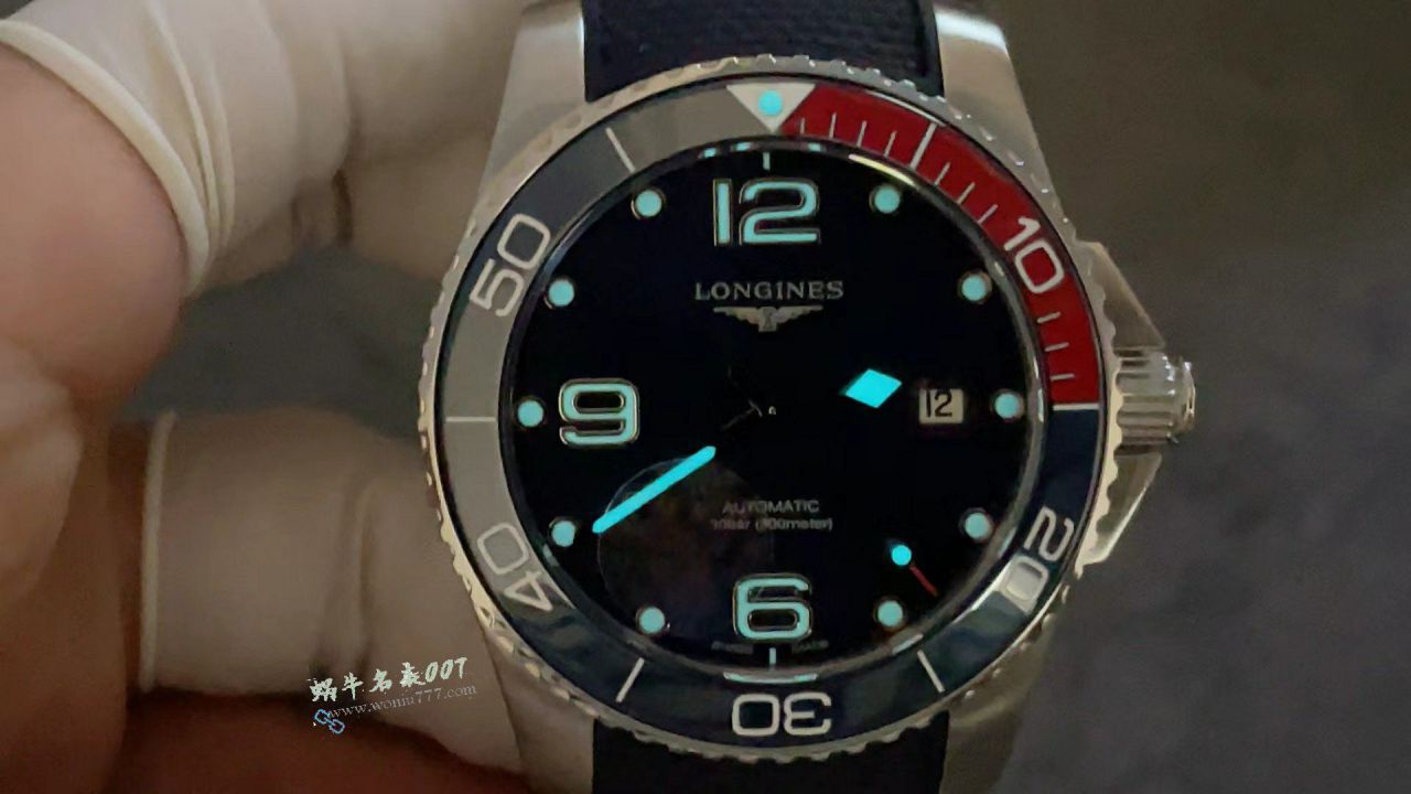 AF Longines Concas  Quarter Red  41 mm  / L186