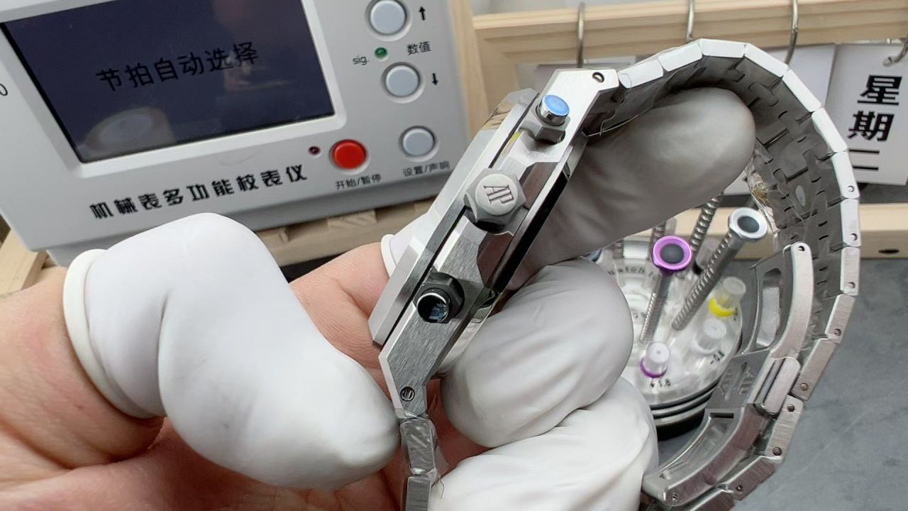 APS Factory Audemars Piguet Audemars Piguet Royal Oak 26240BC.OO.1320BC.01 watches  / AP323