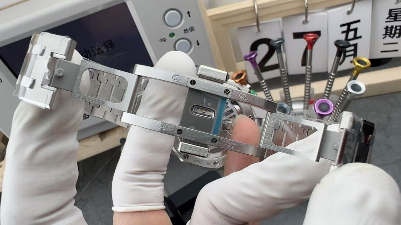 APS Factory Audemars Piguet Audemars Piguet Royal Oak 26240BC.OO.1320BC.01 watches  / AP323