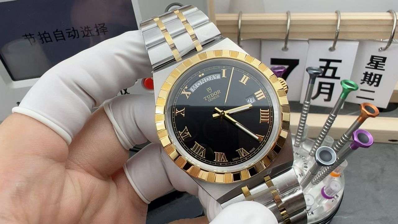 V7 Factory  Tudor Royal  series TOP replica  watchM28603-0003 watches  / DT089
