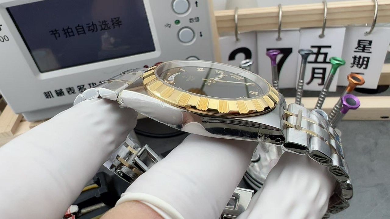 V7 Factory  Tudor Royal  series TOP replica  watchM28603-0003 watches  / DT089