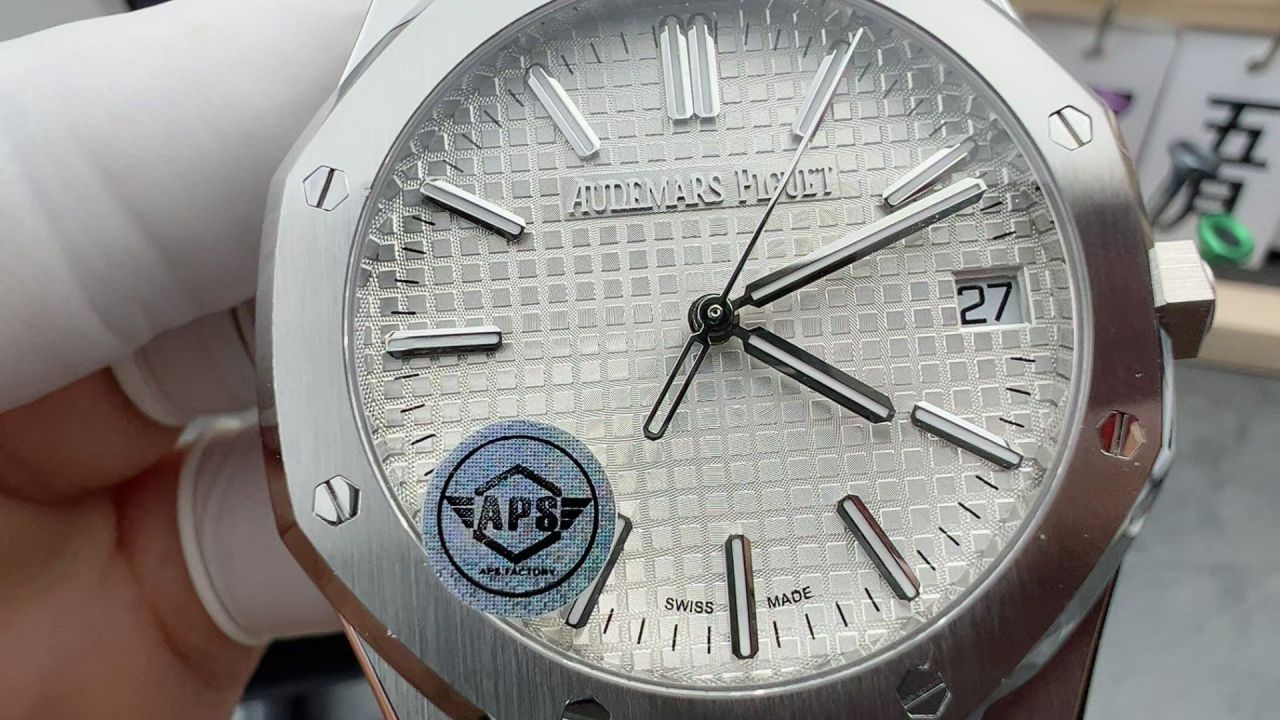 APS Factory Audemars Piguet Royal Oak  series 15510ST.OO.1320ST.08 watches  / AP326