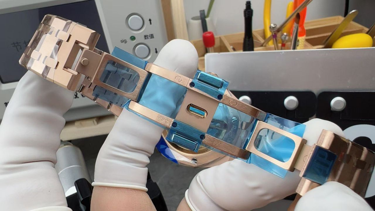 APS Factory Audemars Piguet Royal Oak  series 15510OR.OO.1320OR.03 watches  / AP327