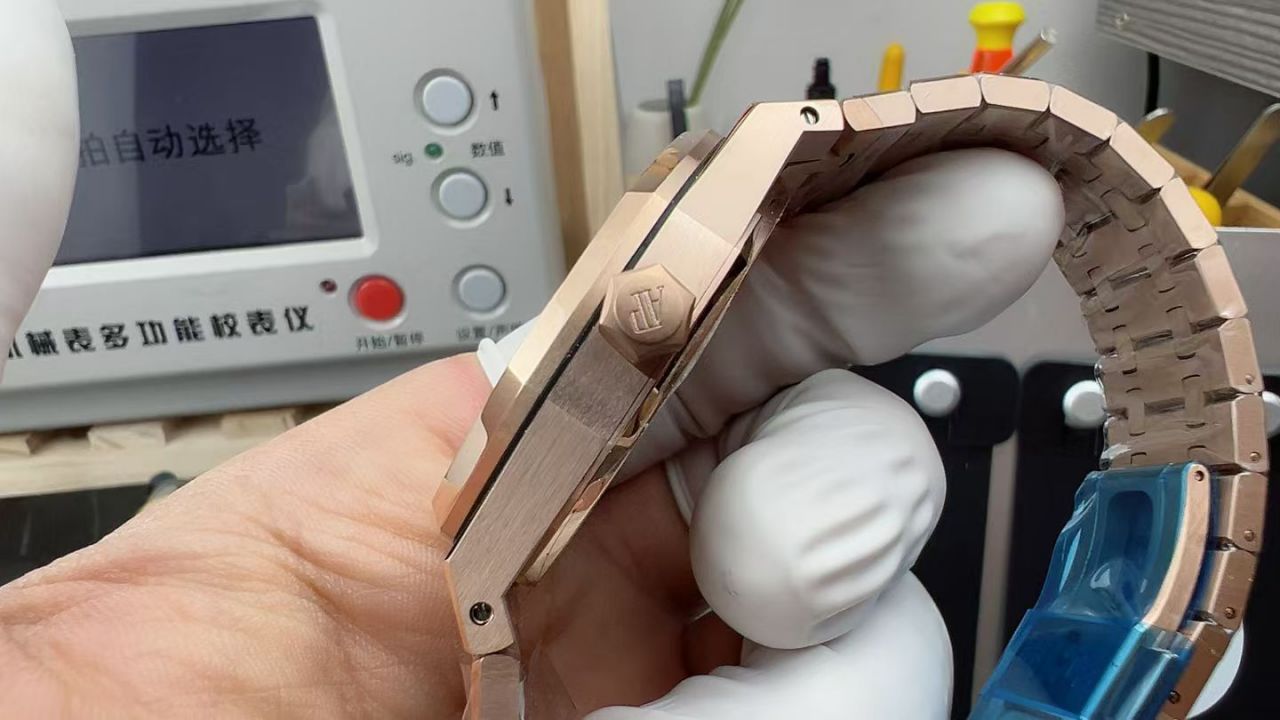 APS Factory Audemars Piguet Royal Oak  series 15510OR.OO.1320OR.03 watches  / AP327