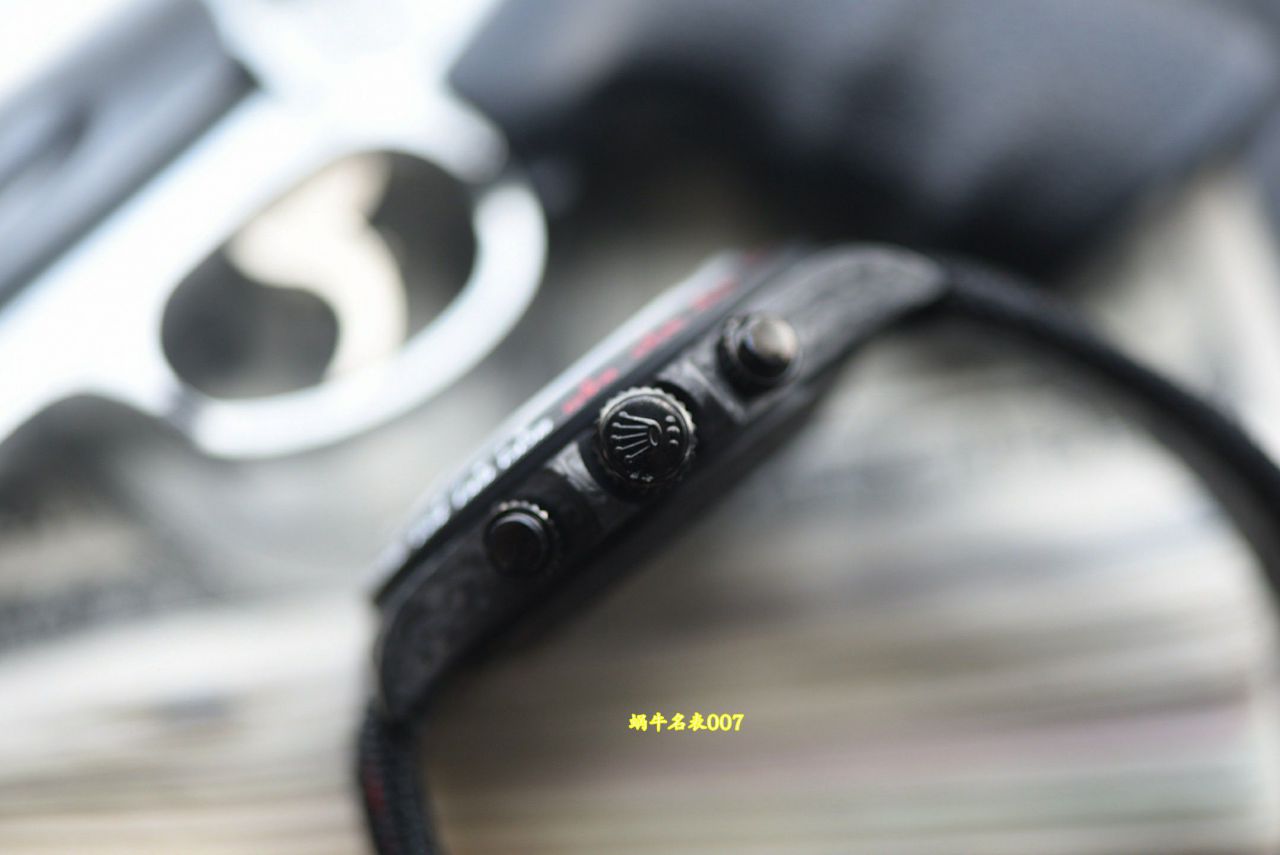 N Factory  industry Highest Version Diw  Customized version ROLEX  Daytona  complete carbon fiber case  watches  / R987