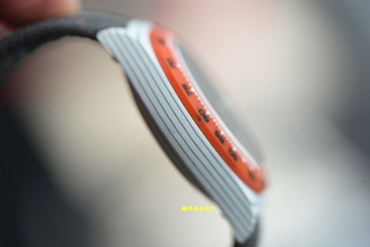 N Factory  industry Highest Version Diw  Customized version ROLEX  Daytona  complete carbon fiber case  watches  / R990