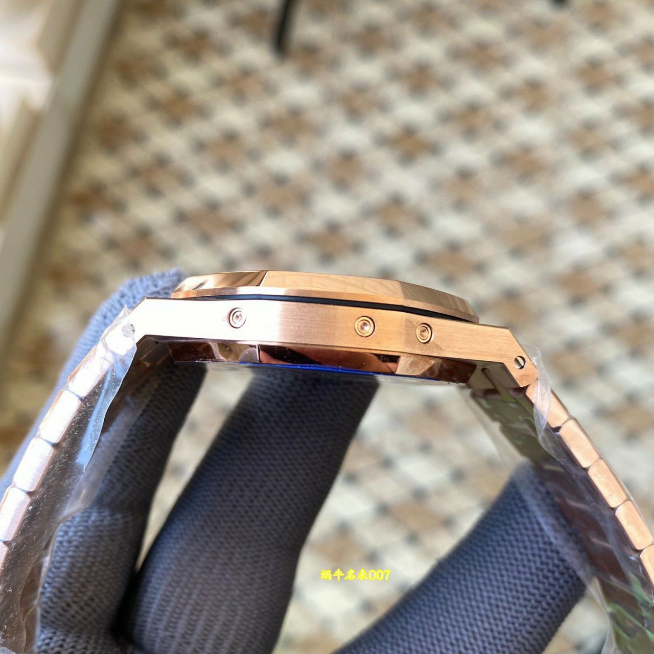 APS Factory Audemars Piguet Royal Oak TOP replica  watch26574OR.OO.1220OR.01 watches  / AP335