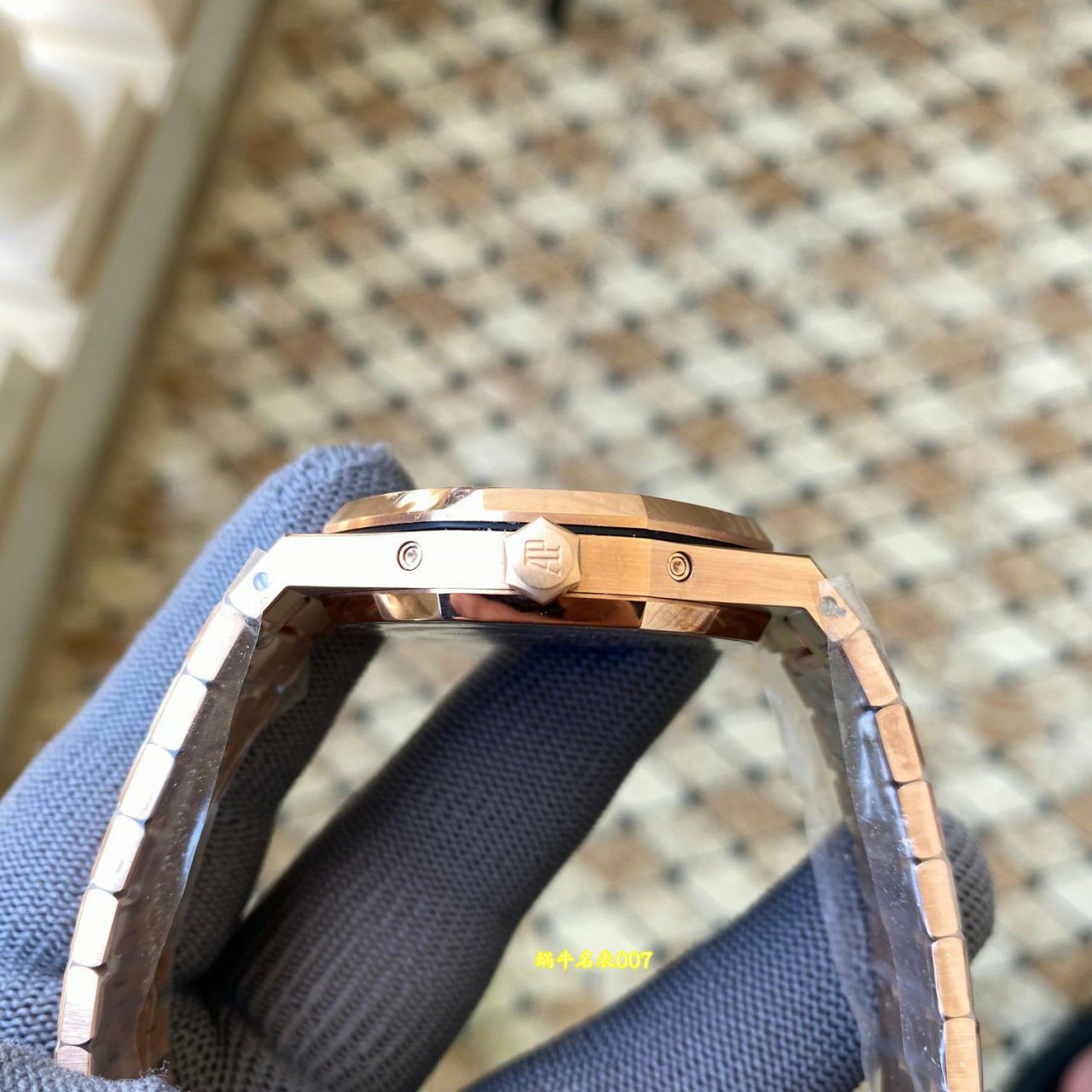 APS Factory Audemars Piguet Royal Oak TOP replica  watch26574OR.OO.1220OR.01 watches  / AP335