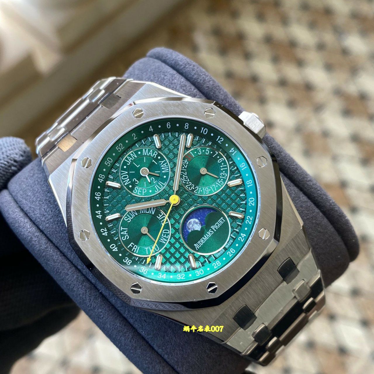 APS Perpetual calendar Audemars Piguet replica  watch Royal Oak  series 26606ST.OO.1220ST.01 watches  / AP351