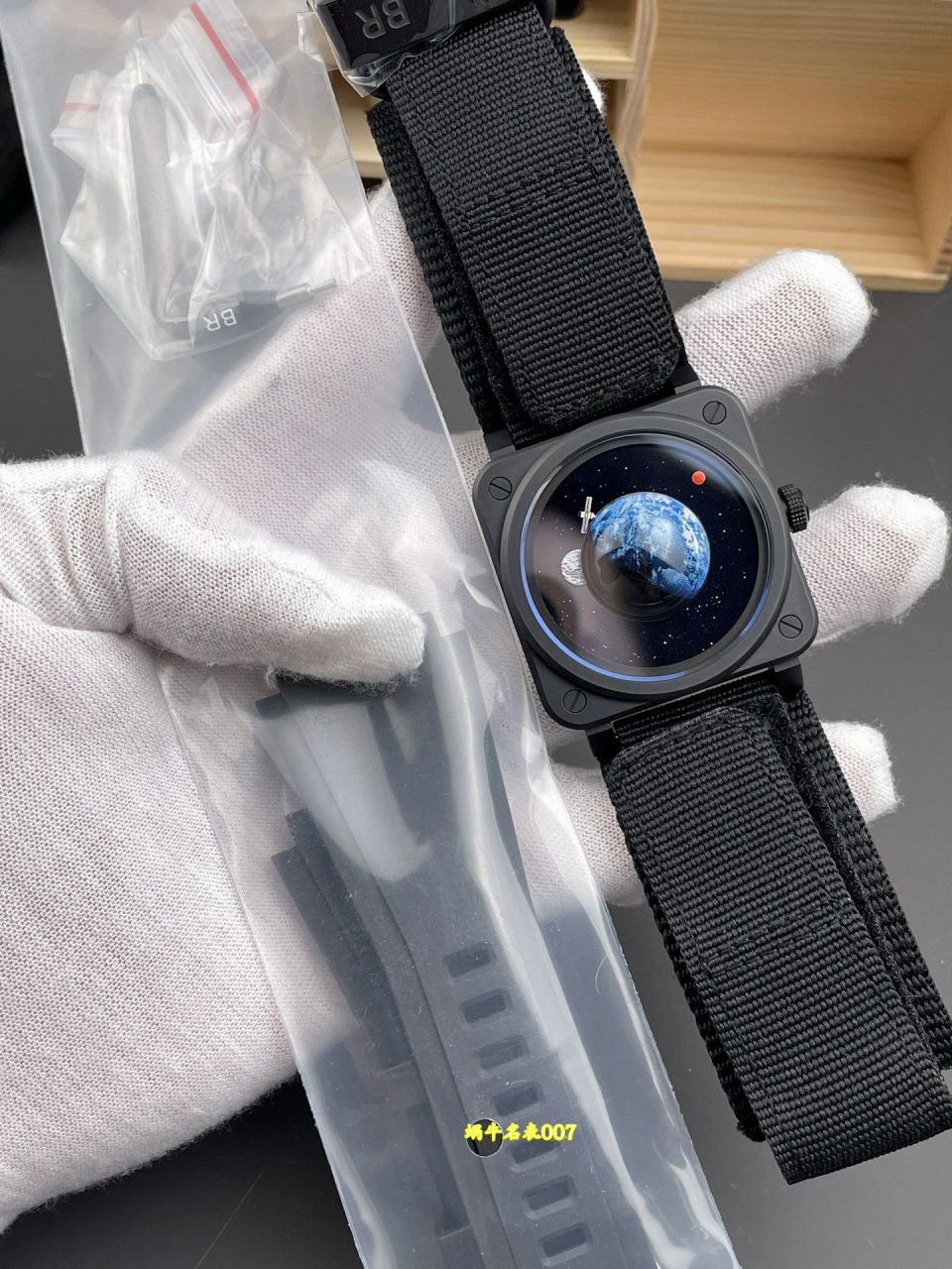 M+太空朋 gram  Bell & Ross INSTRUMENTS series BR03A-EMM-CE/SRB watches  / BR068