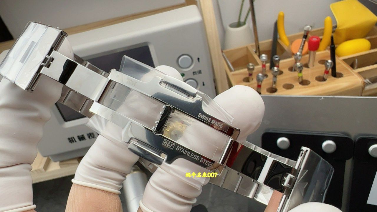 GRVacheron Constantin Overseas  series 7920V/210R-B965，7900V/210A-B334 watches  / JS280