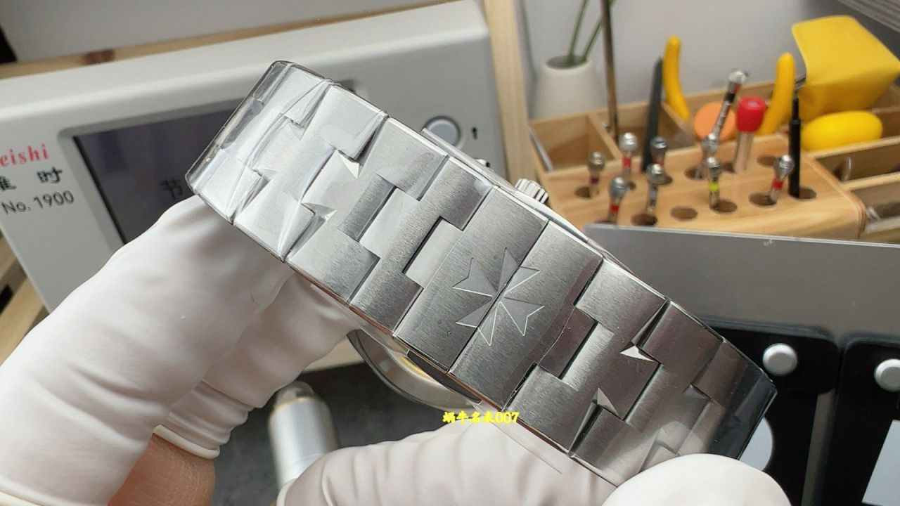 GRVacheron Constantin Overseas  series 7920V/210R-B965，7900V/210A-B334 watches  / JS280