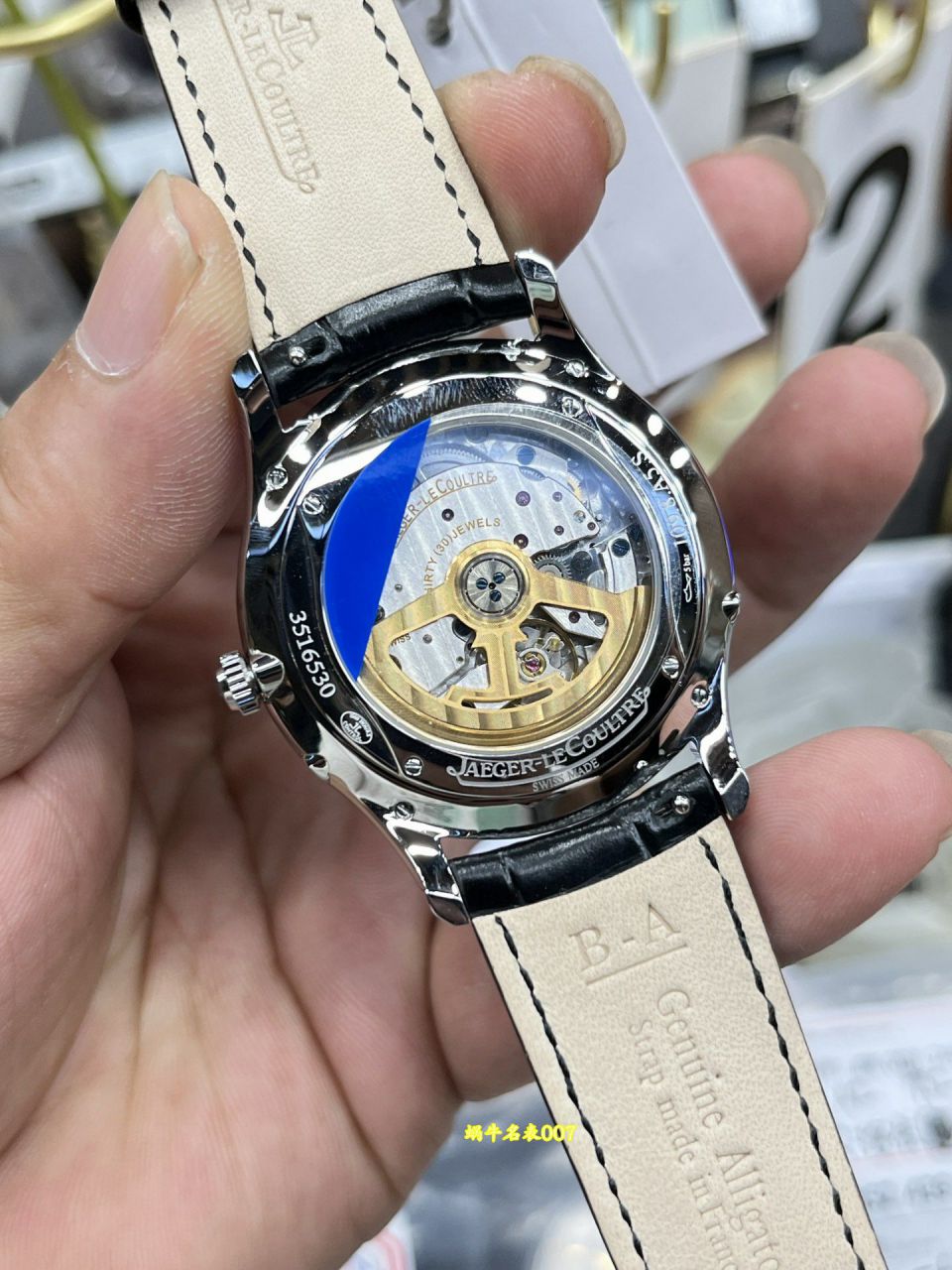  Video review APSJaeger-LeCoultre Moon Phase  Ultra-thin  Master Collection  series Q1368480 watches  / JJ207