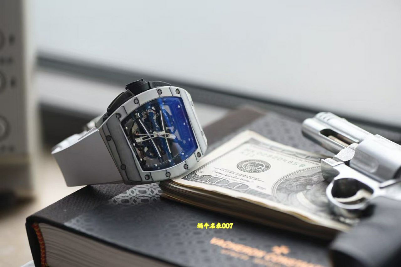  Video review  Ultra-high-end  Customized  Version Richard MillerRichard  Miller RM061 RM 61-01 VAUCHER  movement  / RM 61-01VAD