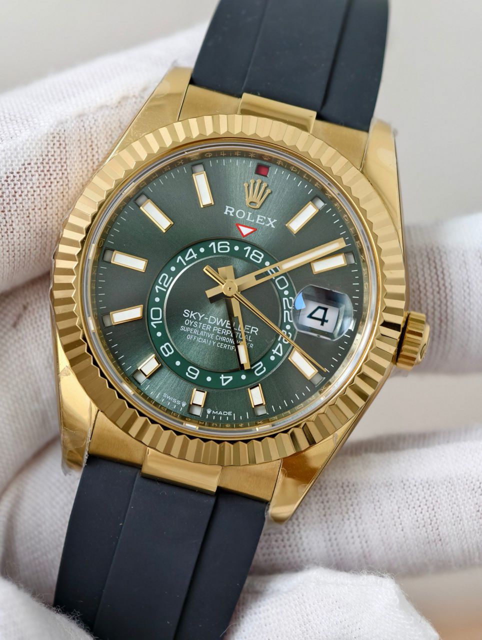 ZF Skywalker ROLEXRolexSky-Dweller  Matching weight version  Rose gold green face small quantity arrival  / R997