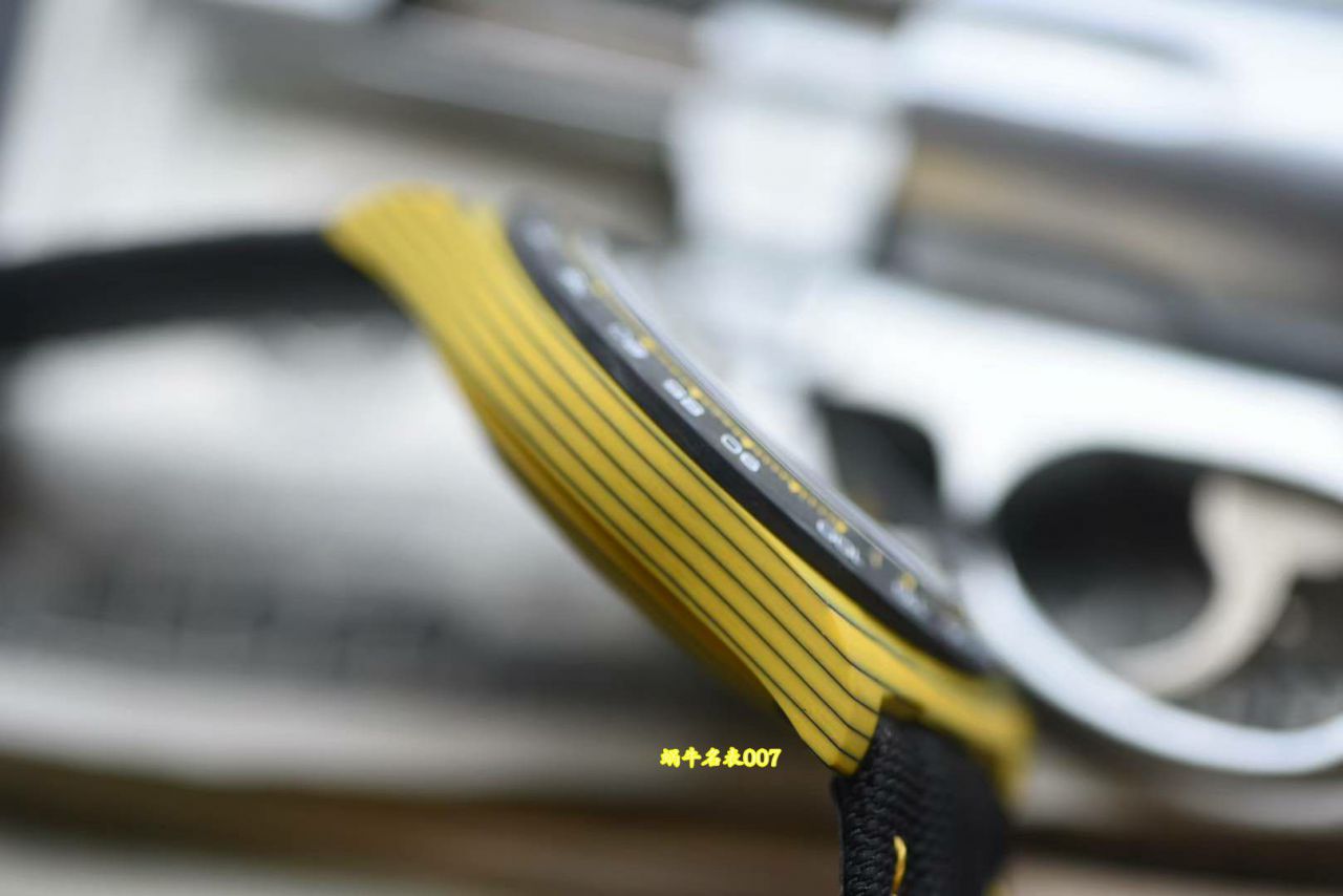 N Factory  industry Highest Version Diw  Customized version TOP replica ROLEX  Daytona  complete carbon fiber case  watches  / R1002