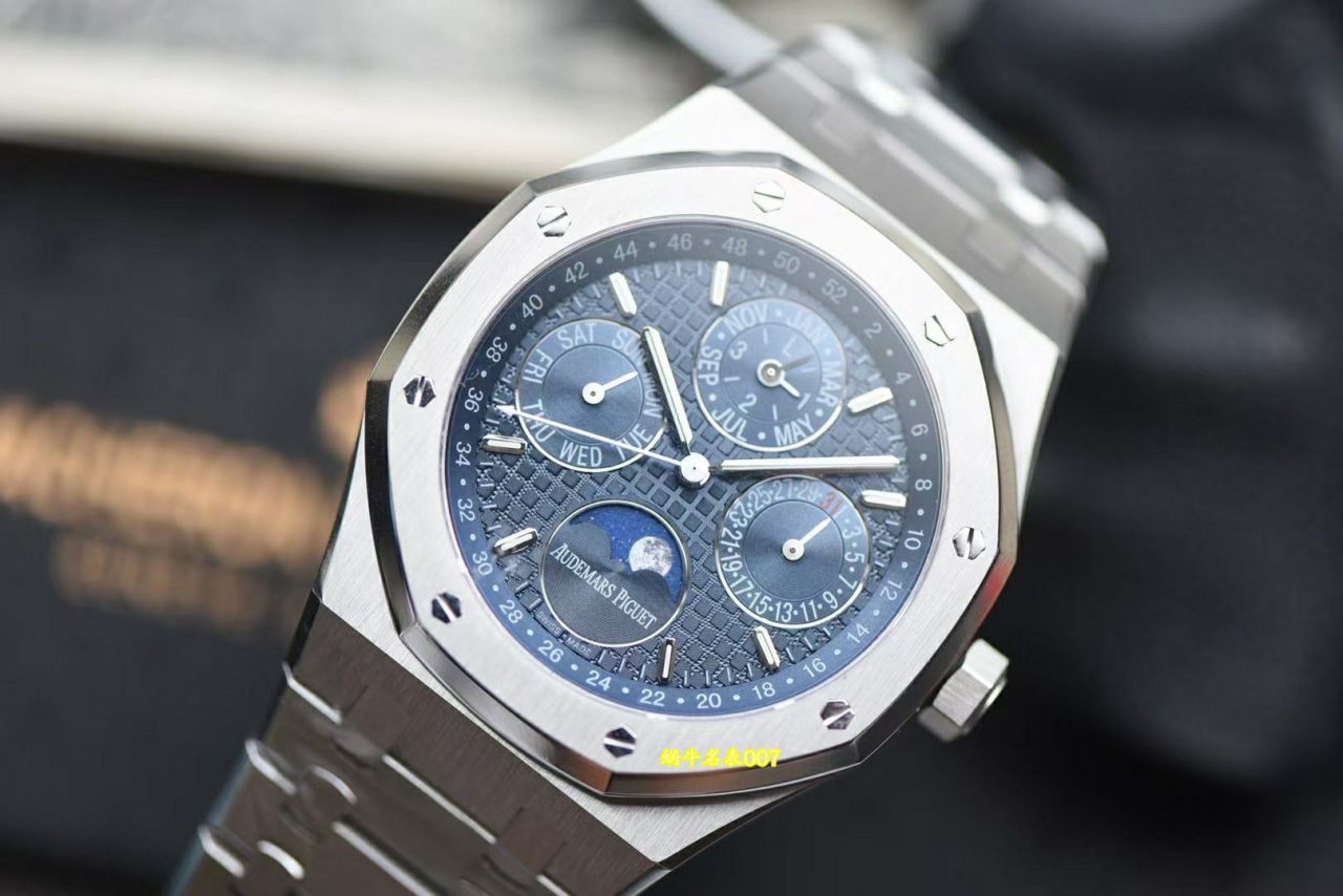  Video review APS Factory Audemars Piguet Royal Oak  series 26674ST.OO.1320ST.01 watches  / AP356