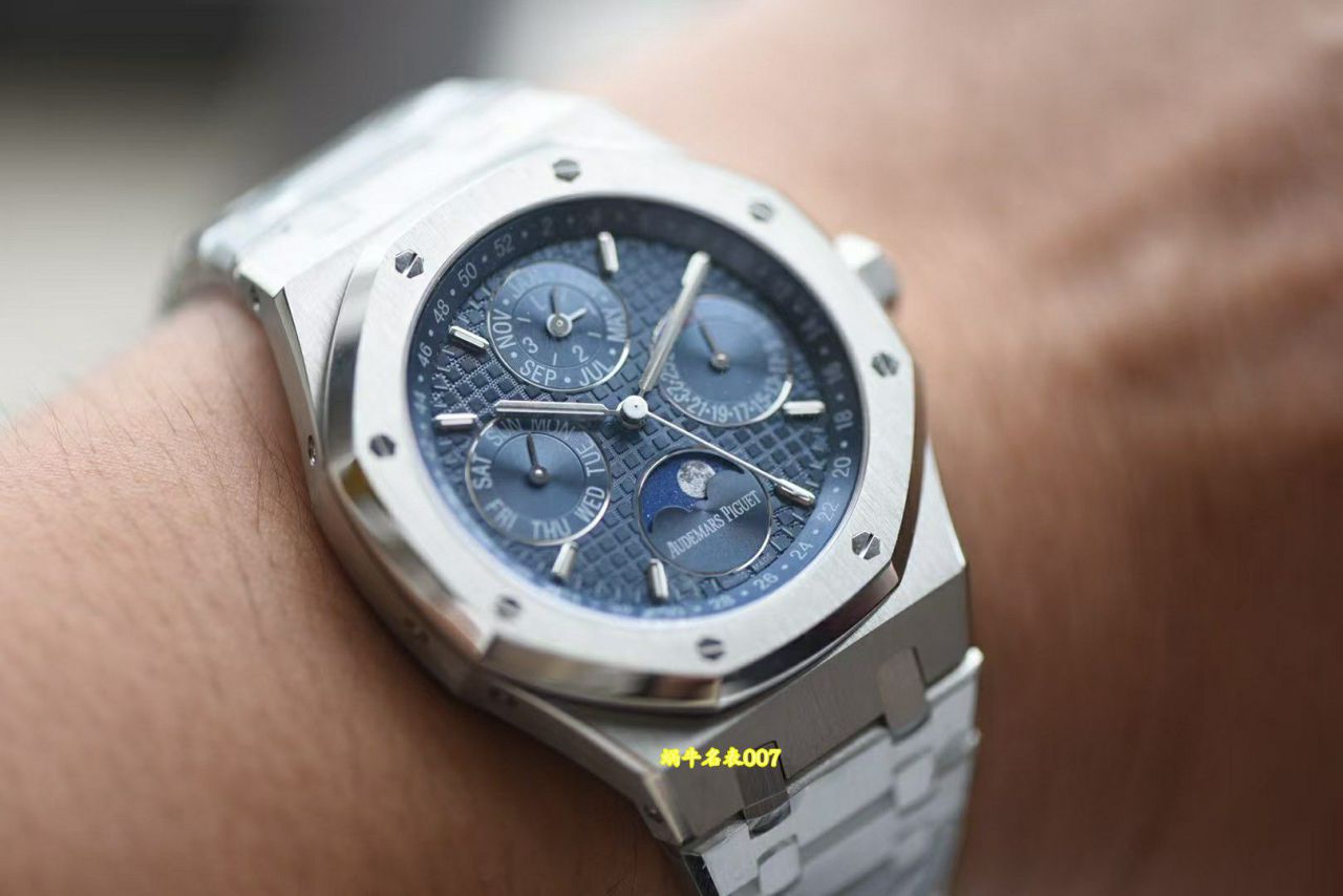  Video review APS Factory Audemars Piguet Royal Oak  series 26674ST.OO.1320ST.01 watches  / AP356