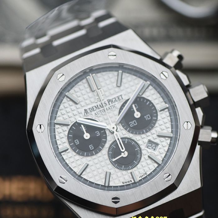  Video review APW Factory Audemars Piguet Audemars Piguet replica  Royal Oak 26331ST.OO.1220ST.03 watches 