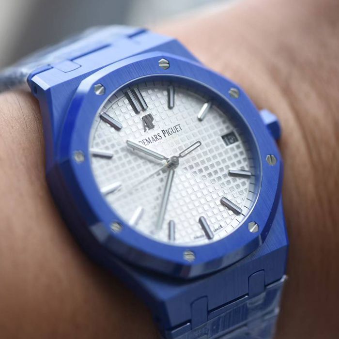 视频APS Audemars Piguetcal.4302 Customized movement 15500 100% ceramic style  watch