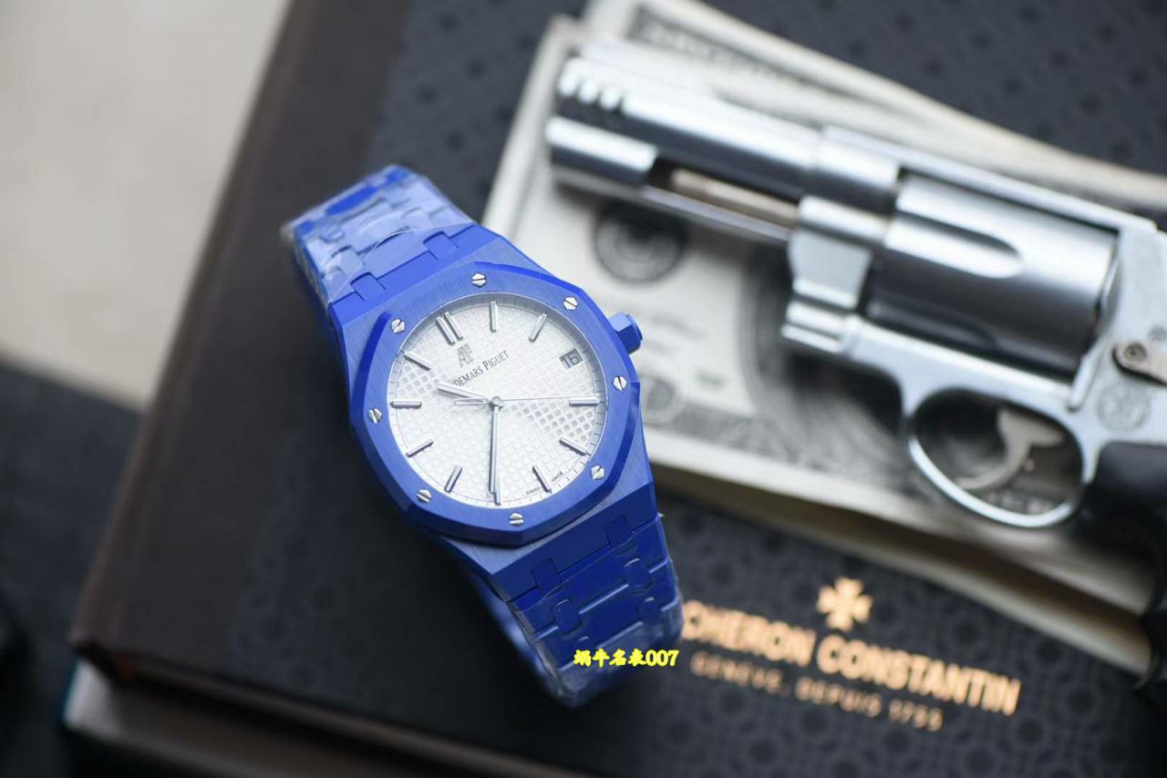 视频APS Audemars Piguetcal.4302 Customized movement 15500 100% ceramic style  watch / AP359