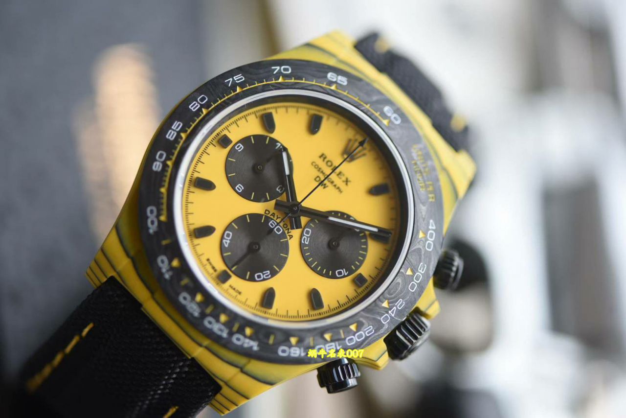  watch评测N Factory Diw  Customized version ROLEX  Daytona  Bumblebee  carbon fiber 壳 watches  / R1017