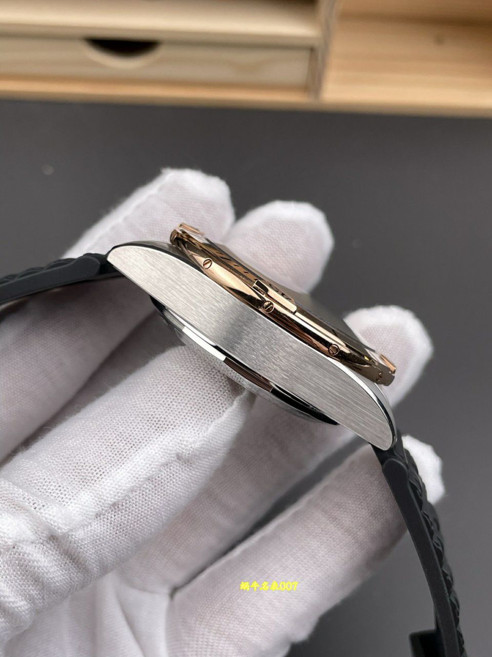 BLS Factory Breitling Mechanical timing movement  series UB0134101B1S1 watches  / BL221